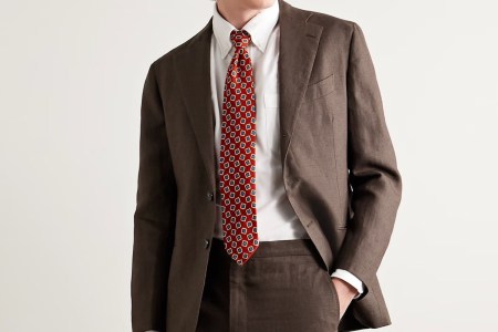 These Lightweight Suits Are Ideal for Summer