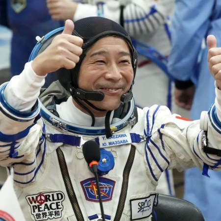 Yusaku Maezawa