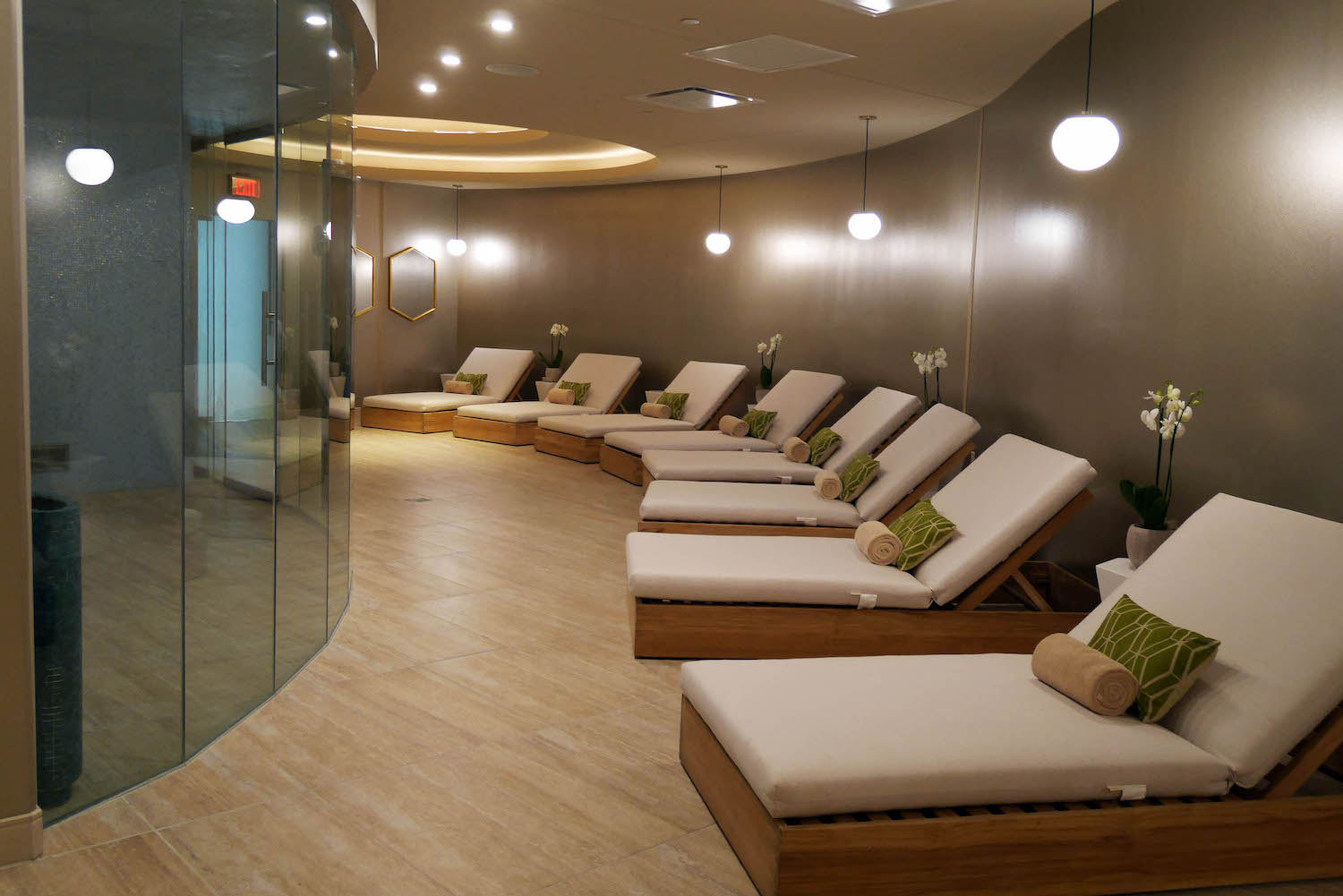 The lounge at Rock Spa & Salon