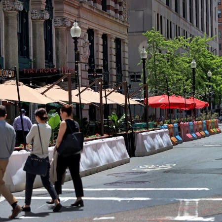 Outdoor dining in Boston