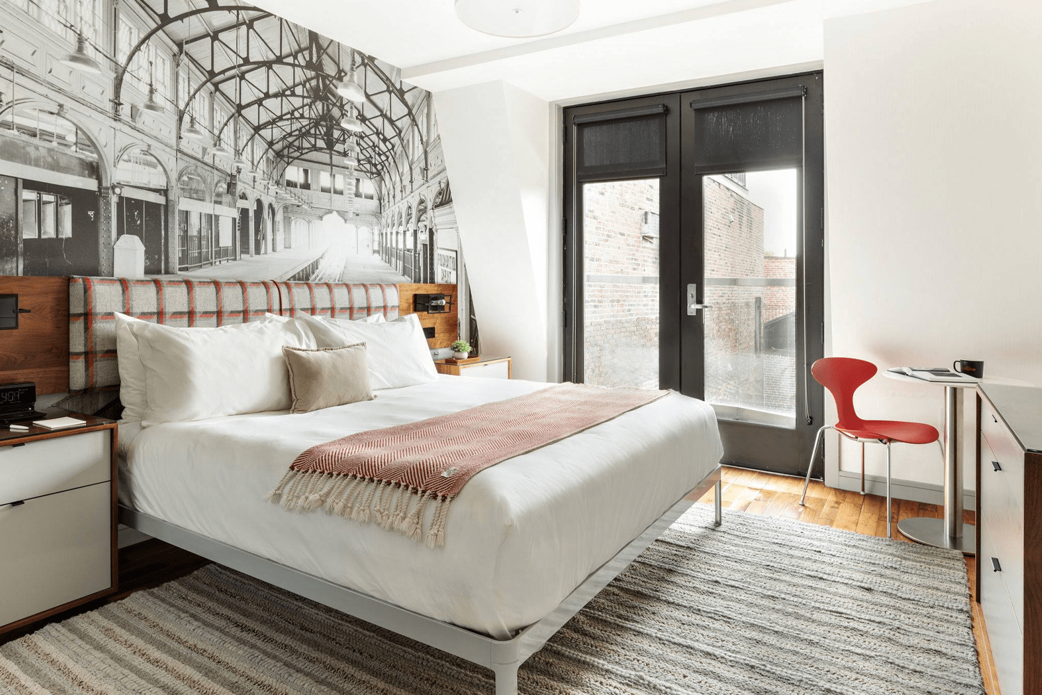 An urban boutique hotel, Revolution Hotel purports to celebrate Boston’s revolutionary spirit.