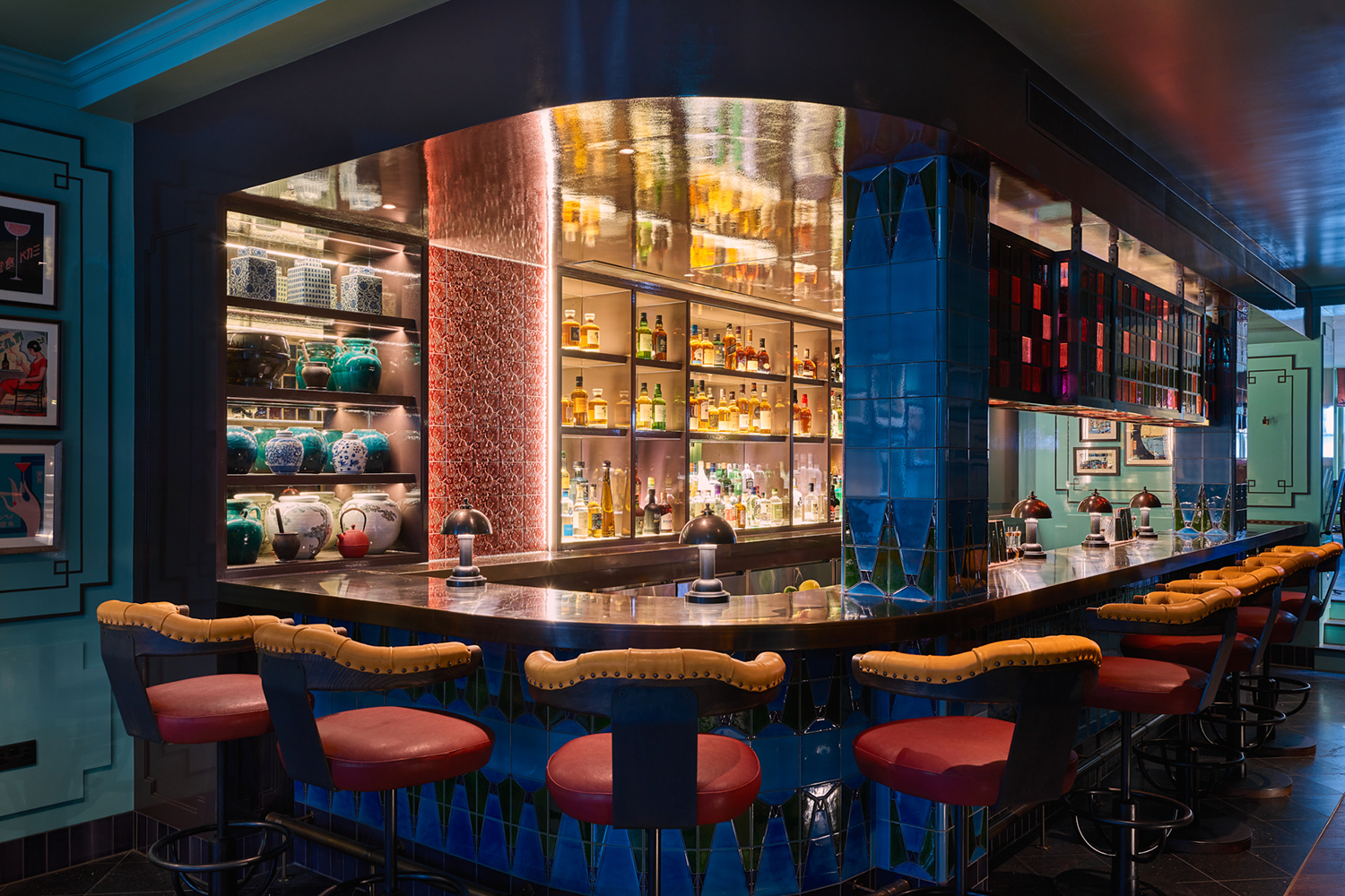Sir Frank's Bar at Beaverbrook Townhouse
