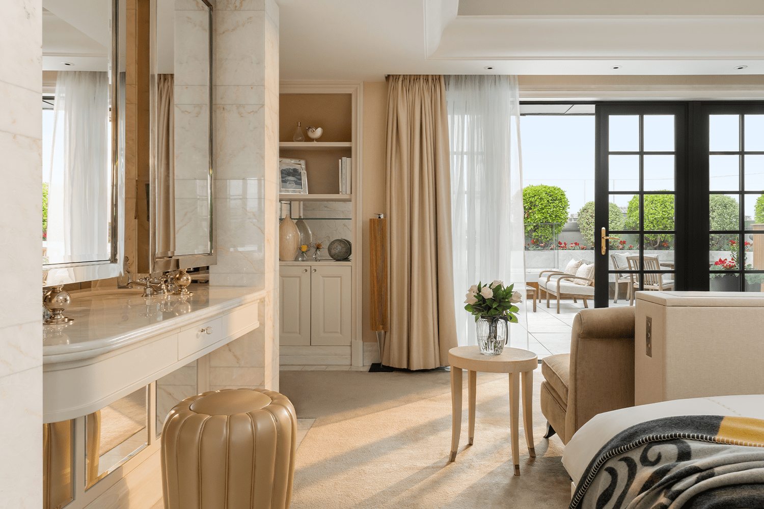 The Hamilton Penthouse at the Corinthia