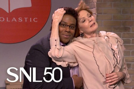 “SNL” Opened Its 50th Season By Asking: Can Math Be Sexy?