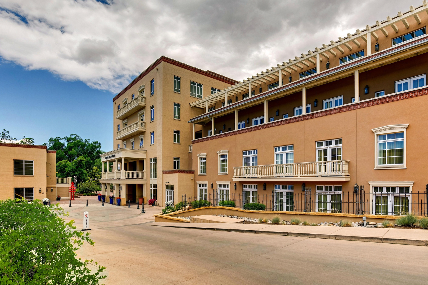 Drury Plaza Hotel