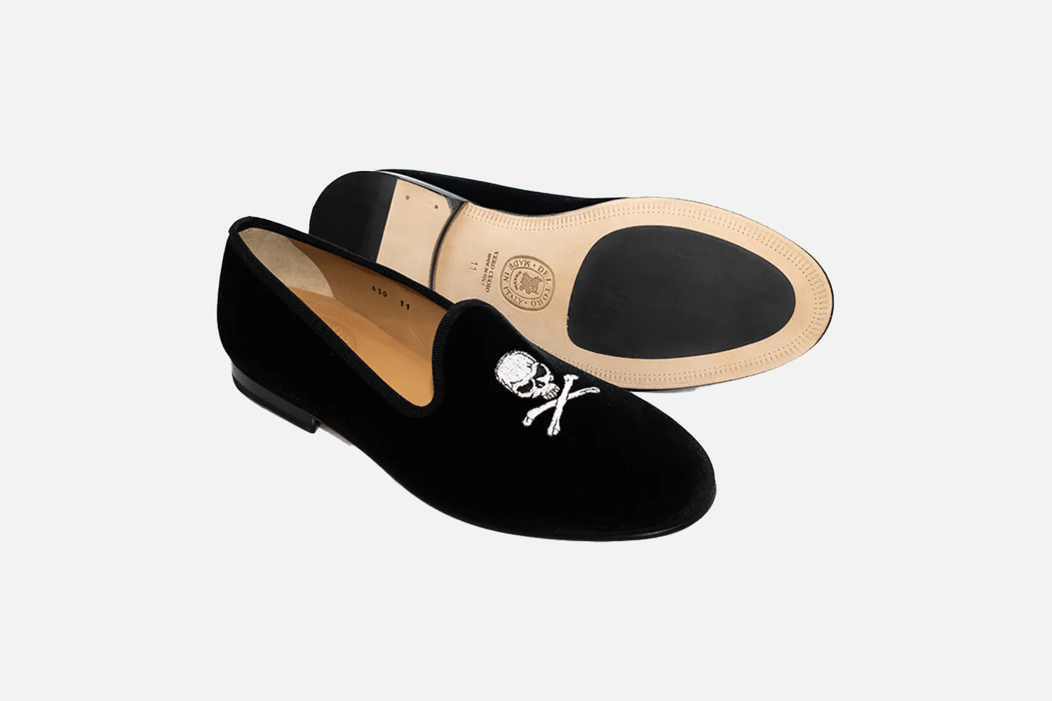 Black Velvet Slipper II With Skull &amp; Bone