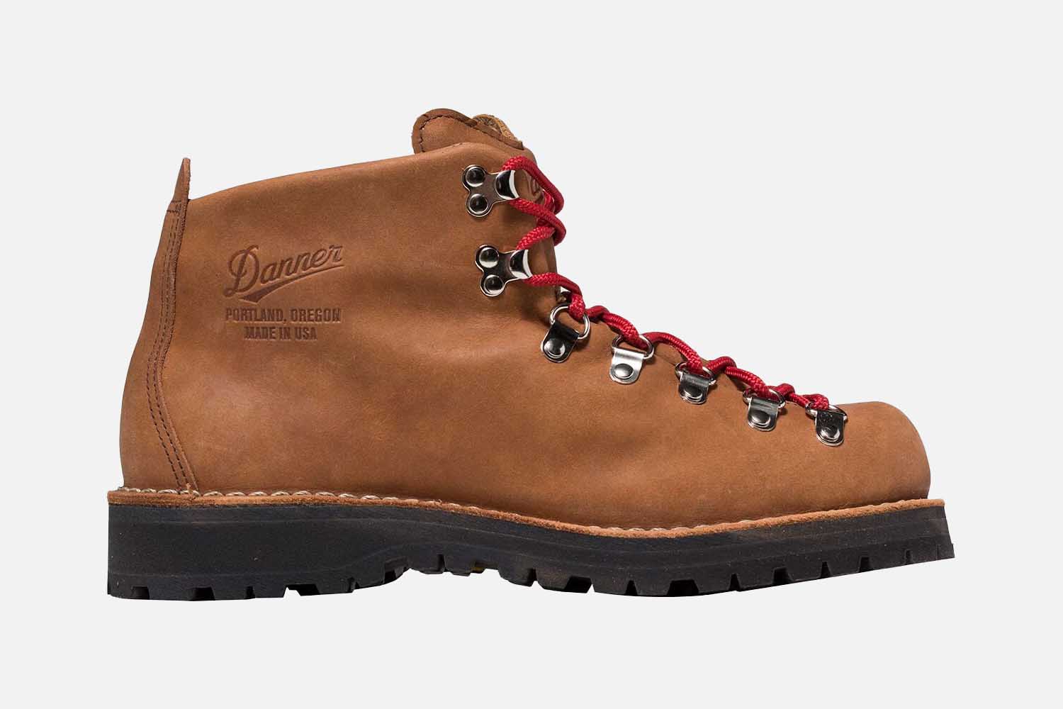 Danner Mountain Light Boot GORE-TEX