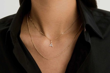 Save 15% sitewide on diamonds, necklaces and earrings.