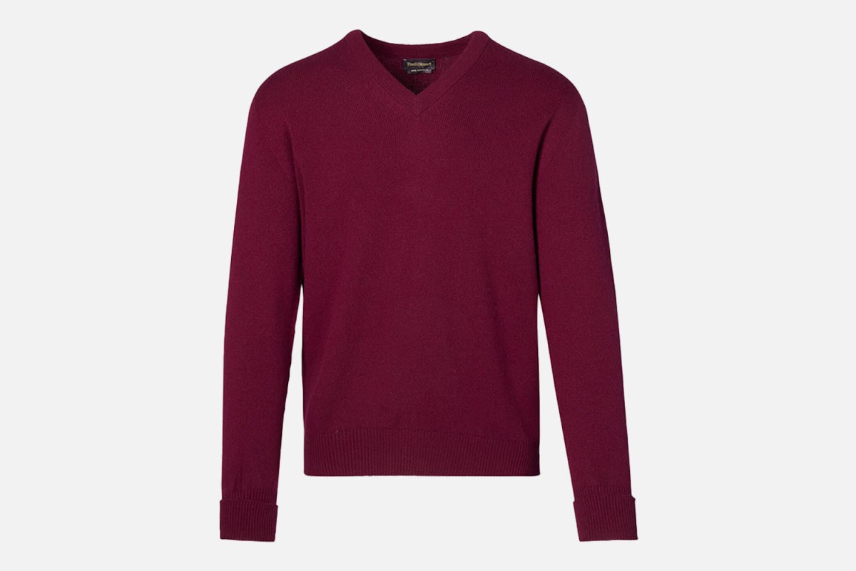 Paul Stuart Classic Cashmere V-Neck Sweater