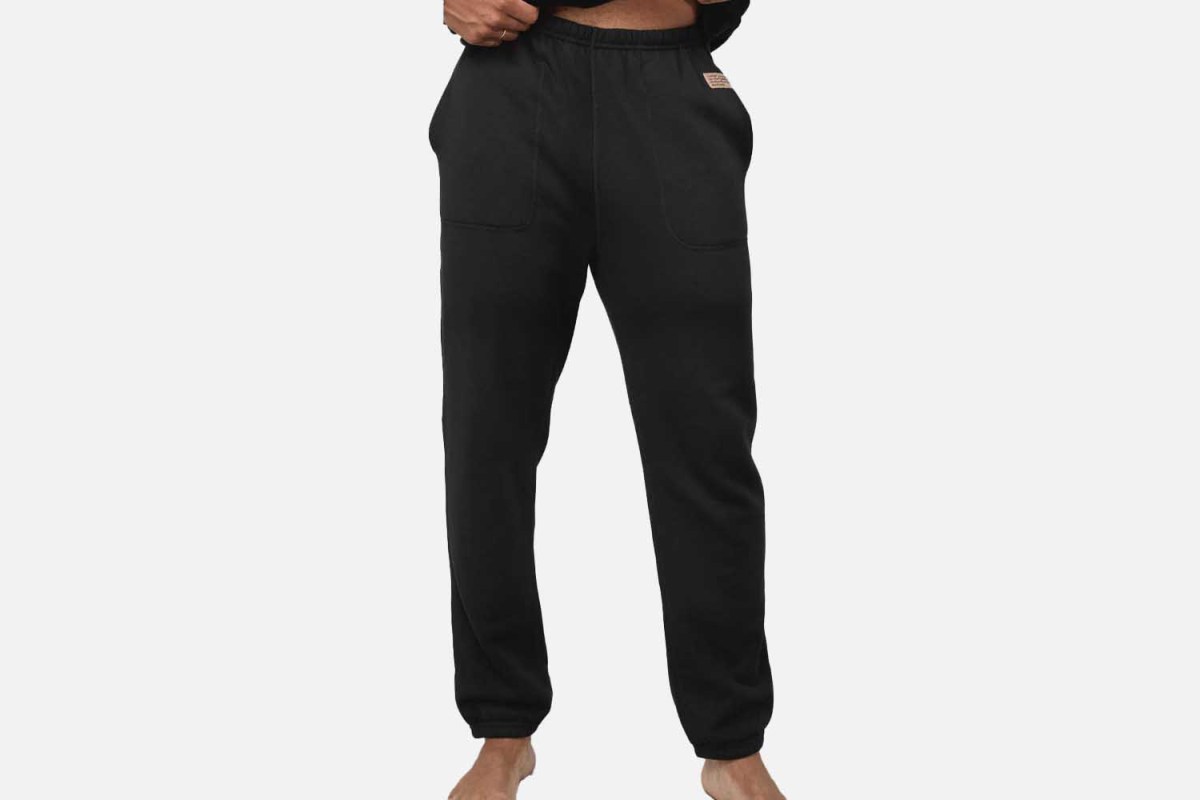 Lunya Men’s Silksweats Reversible Jogger