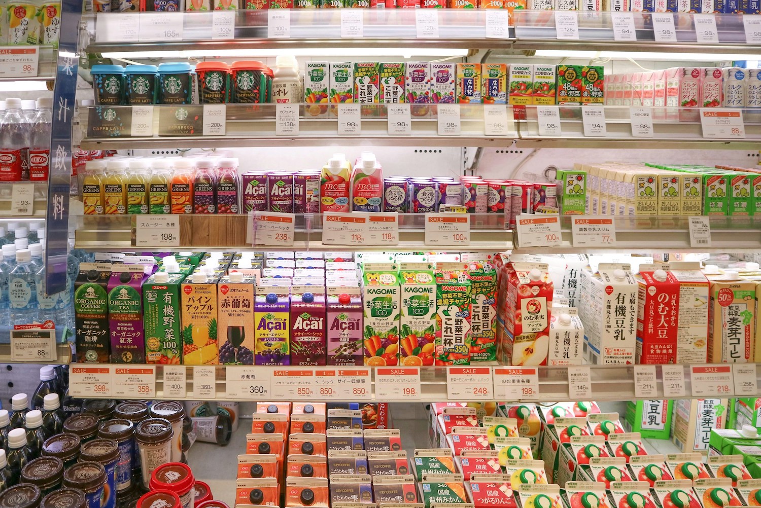 the beverage case at a japanese convenient store
