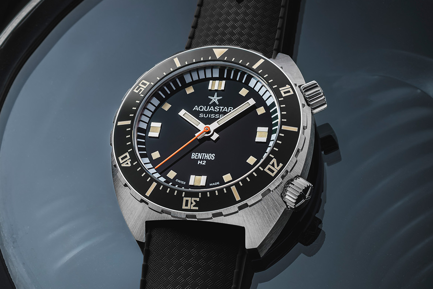 Aquastar Benthos H2 watch