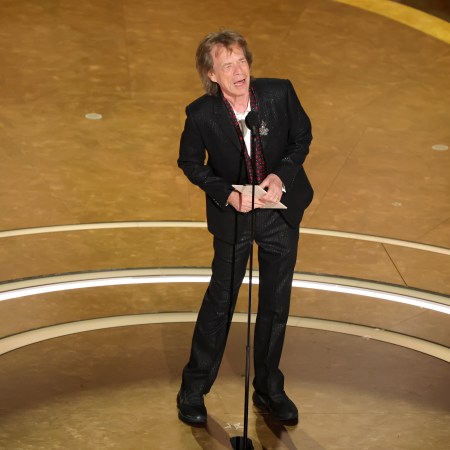 Mick Jagger Wore Some Extremely Sensible Footwear to the Oscars Last Night