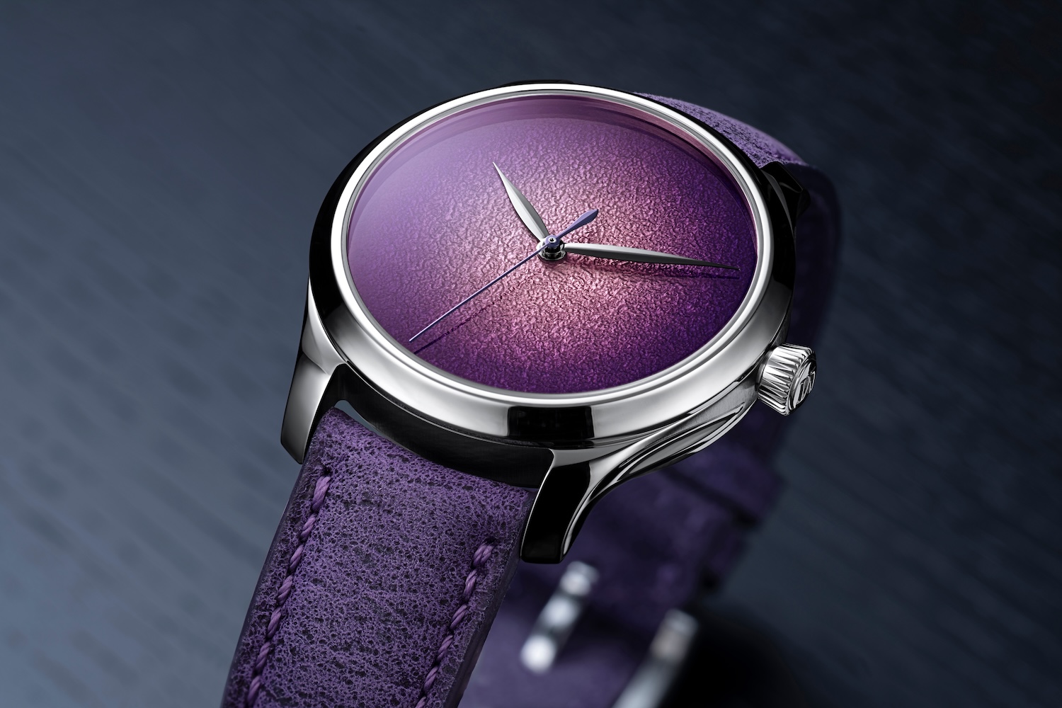 H. Moser & Cie. Endeavour Centre Seconds Concept Purple Enamel