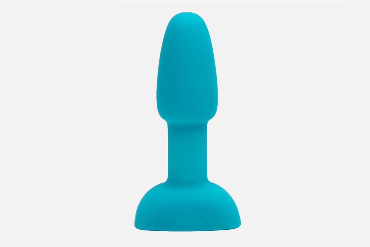 b-Vibe Remote Control Rechargeable Vibrating Rimming Butt Plug