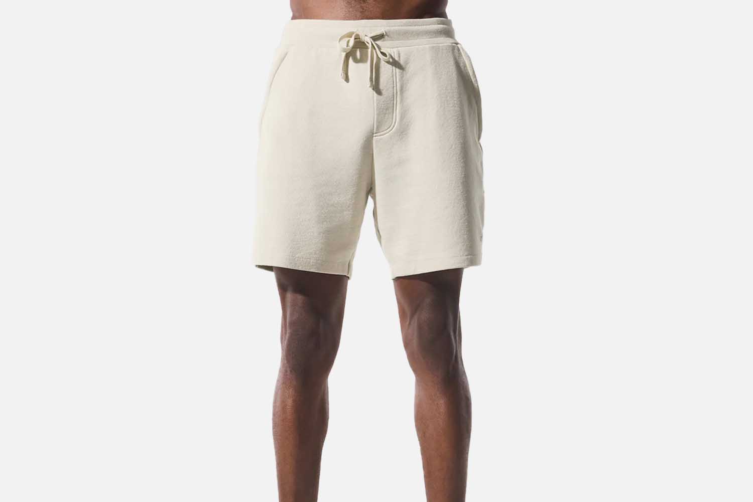 Alo Chill Short