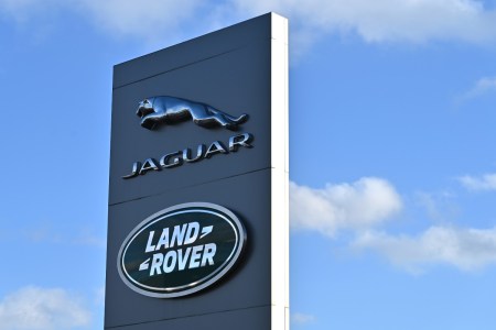 Tariffs Prompt Pause in Jaguar Land Rover Shipments to US