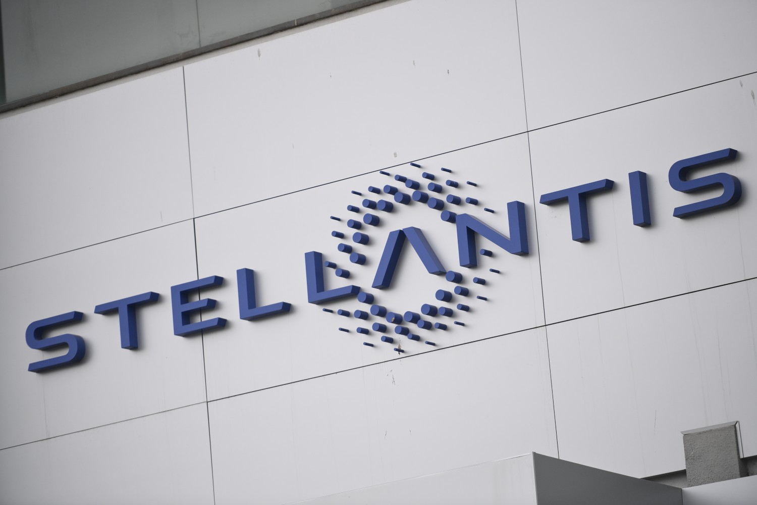 Stellantis logo