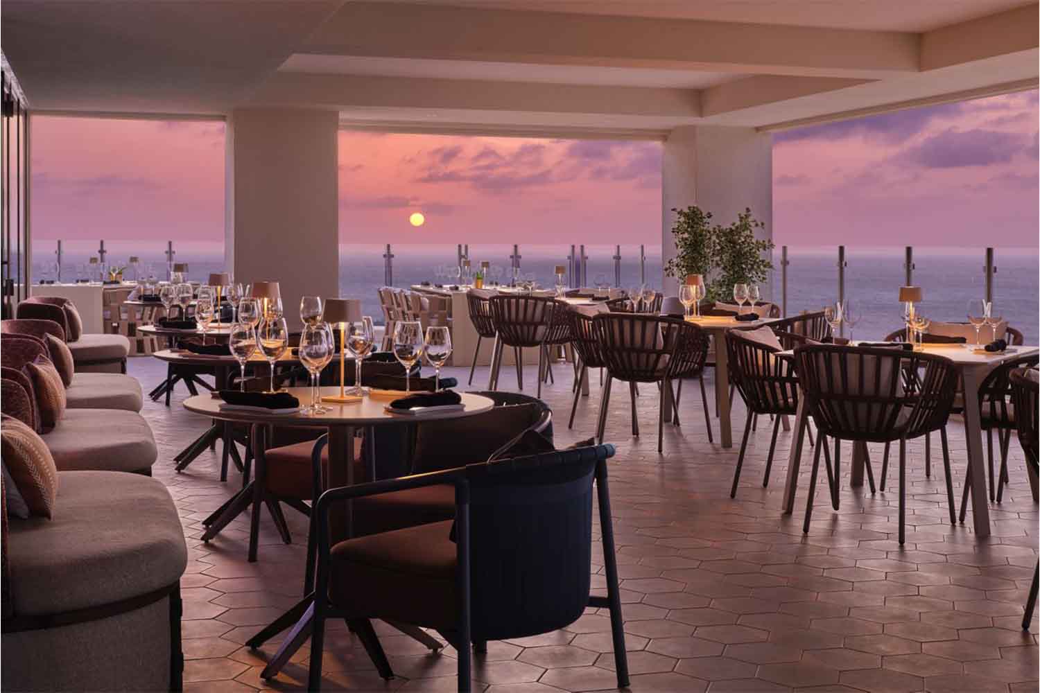 Akira Black at St Regis Aruba