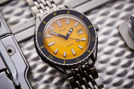DOXA Sub 200