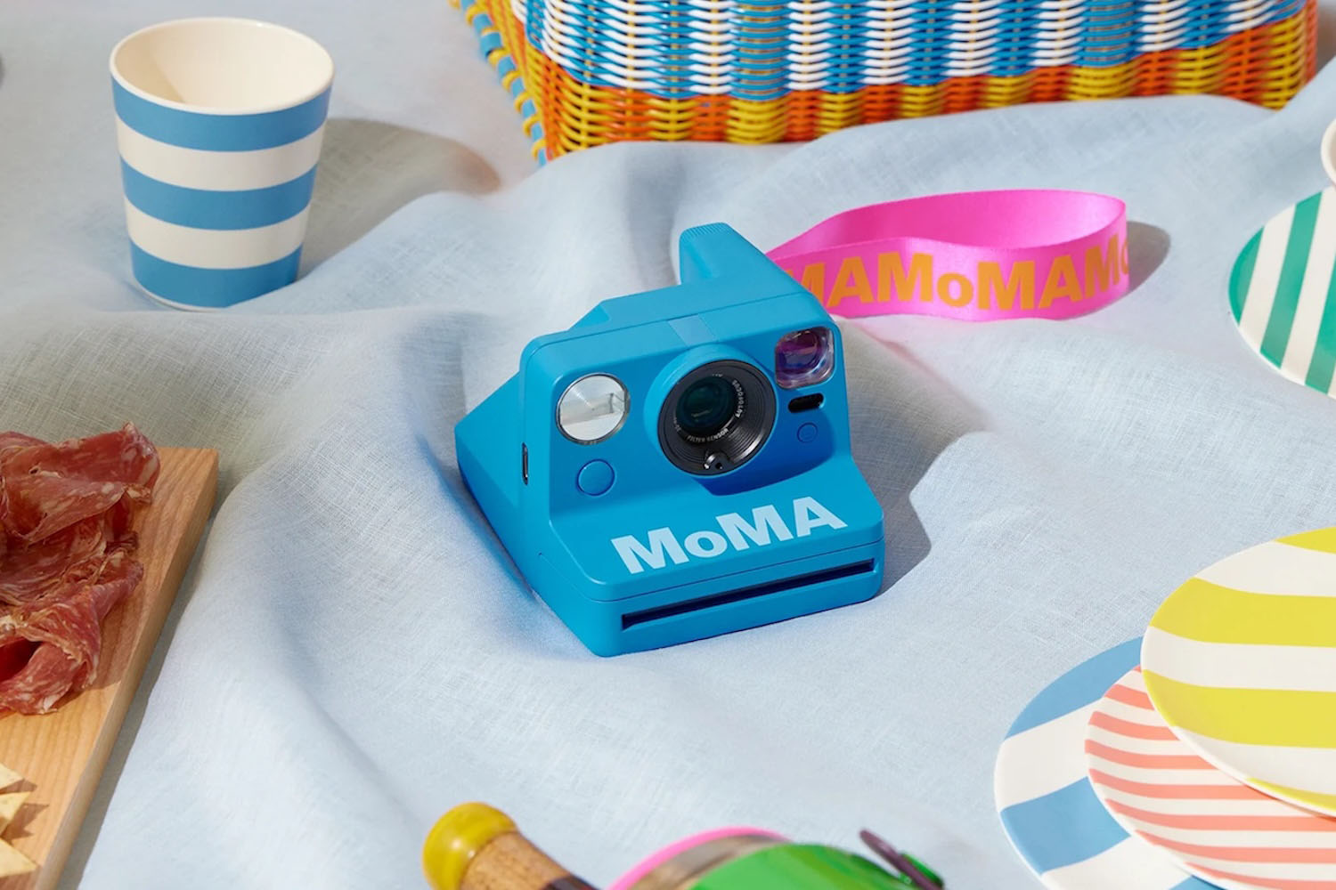 Polaroid Now Instant Camera Generation 3 – MoMA Edition