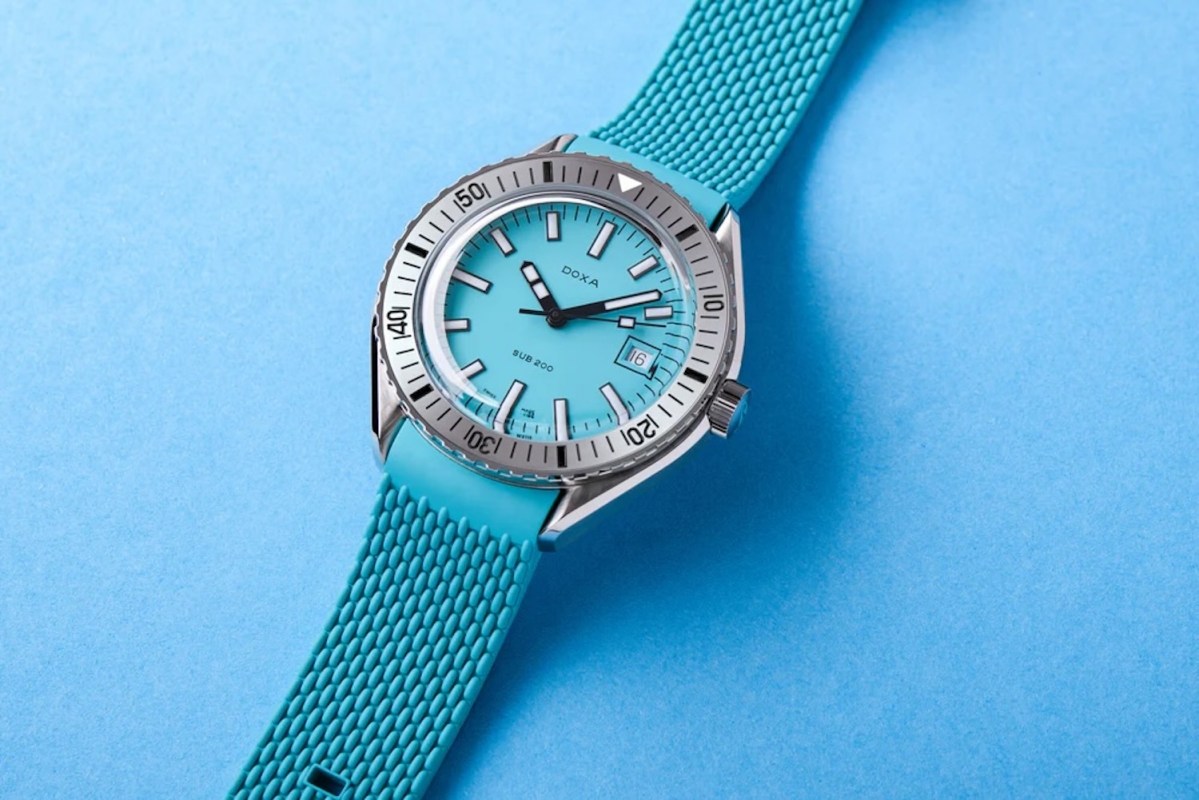 DOXA Sub 200