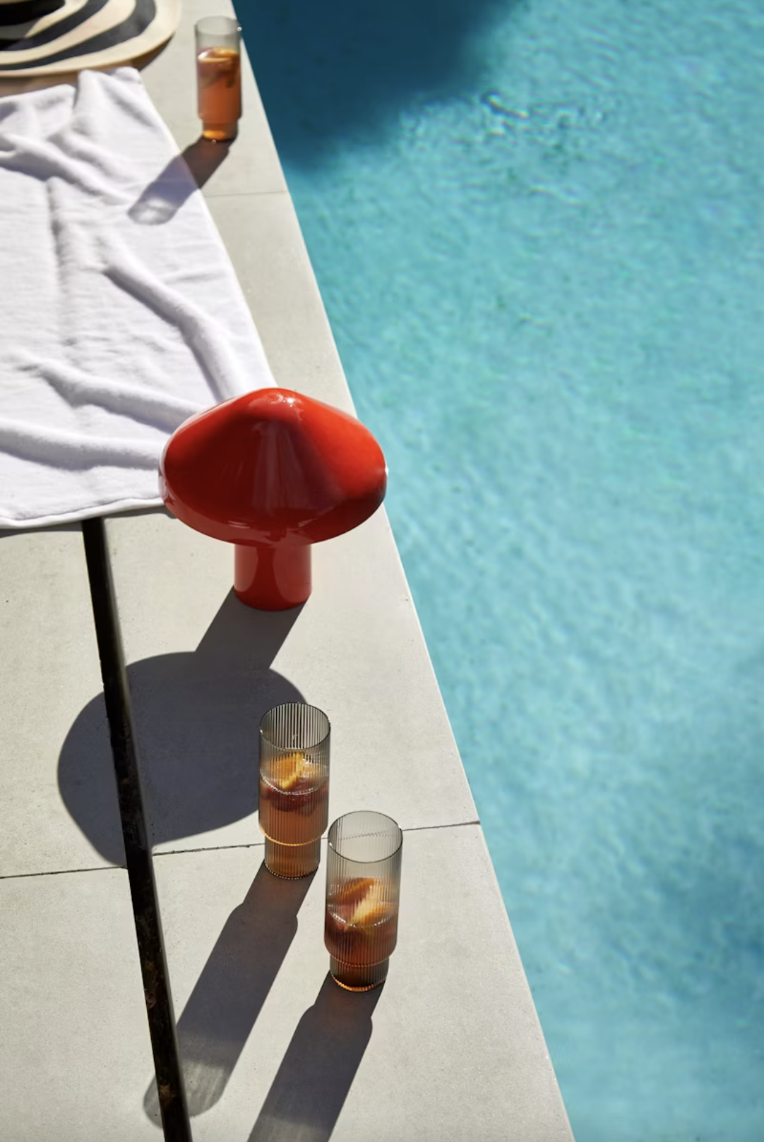 Pao Portable Lamp