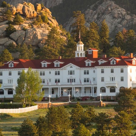 Stanley Hotel exterior
