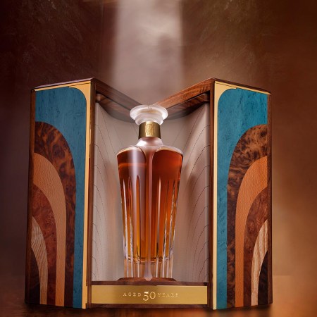 Midleton Very Rare Silent Distillery Collection Chapter Six