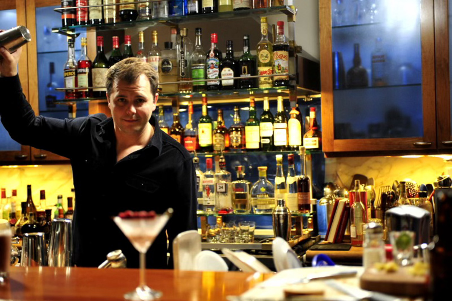 An archival of Simon Ford from his bartending days