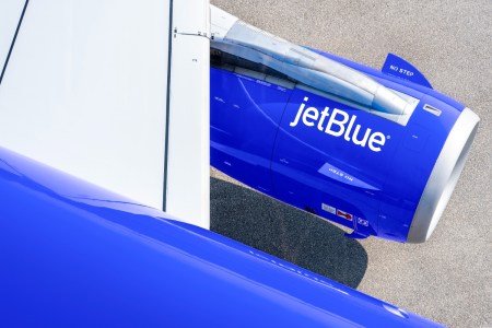 JetBlue Is Teaming Up With Project Kuiper for In-Flight Wifi
