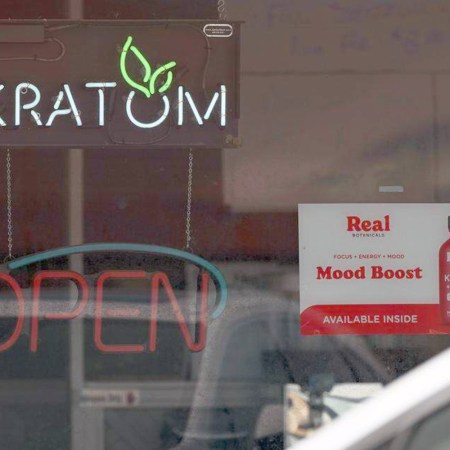 Neon sign advertising Kratom