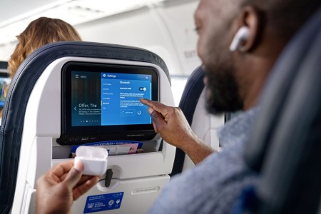 United Airlines’ Starlink Installations Are Gaining Speed