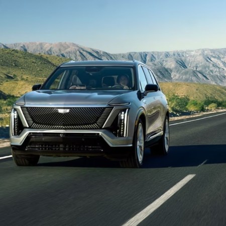 Cadillac Vistiq