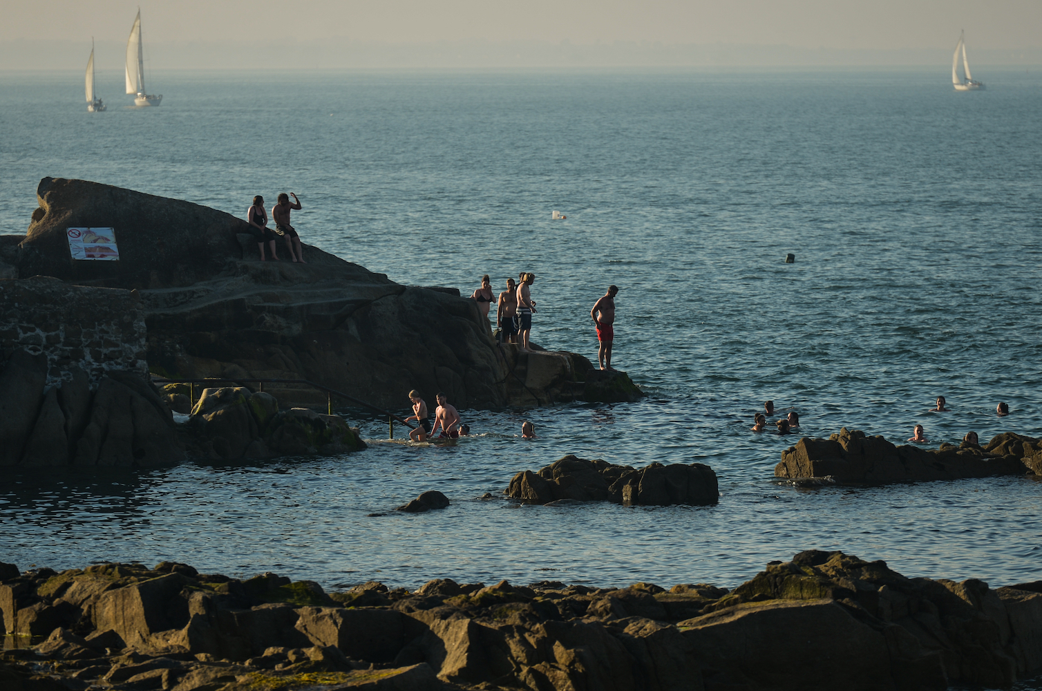 Milder temperatures, better air quality, a sense of calm...the ocean works wonders.  
