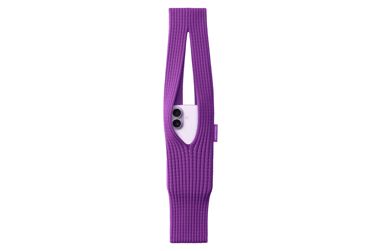 Apple iPhone Pocket by ISSEY MIYAKE – Short
