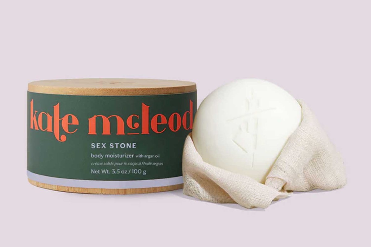 Kate Mcleod Sex Stone Sensual Massage & Intimacy Oil