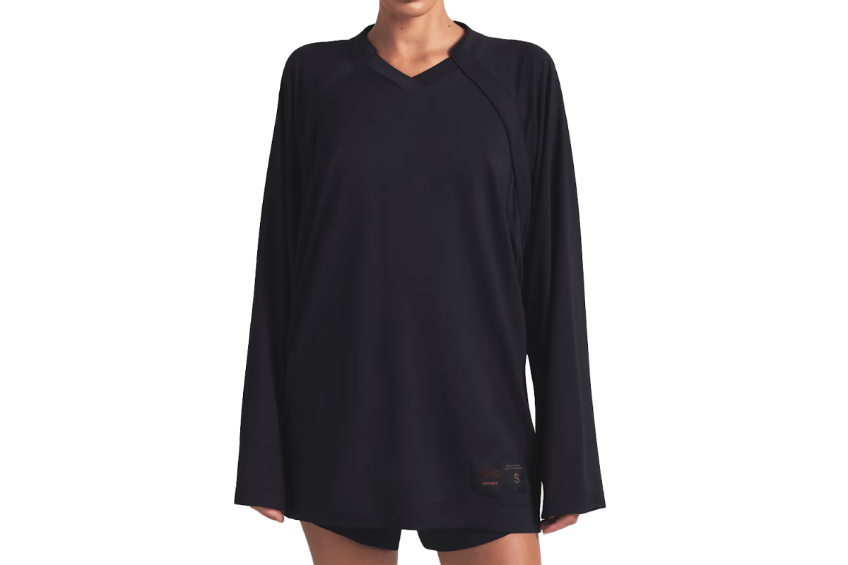 NikeSKIMS Airy Women’s Oversized V-Neck Long-Sleeve Top