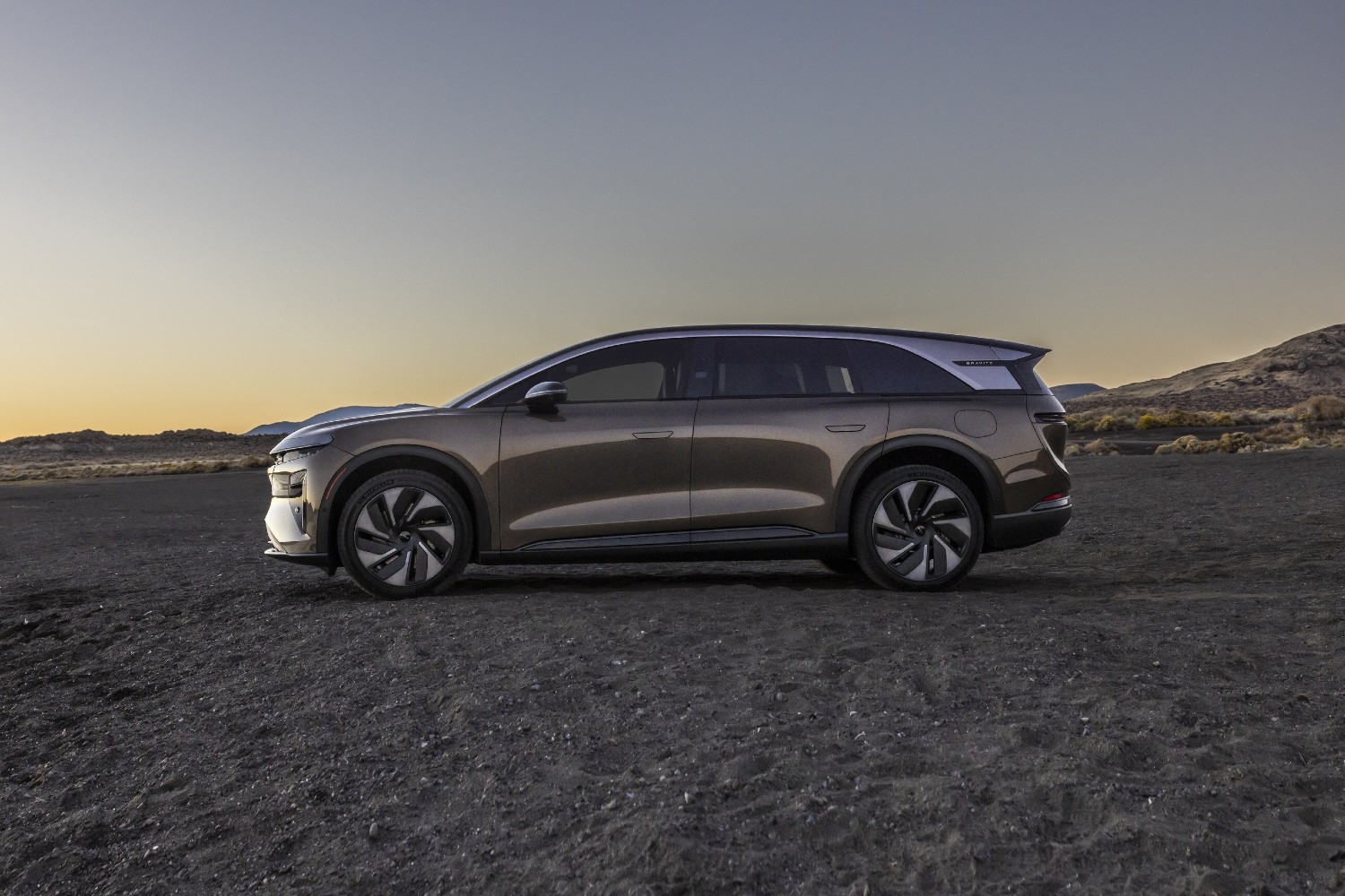 Lucid Gravity Touring