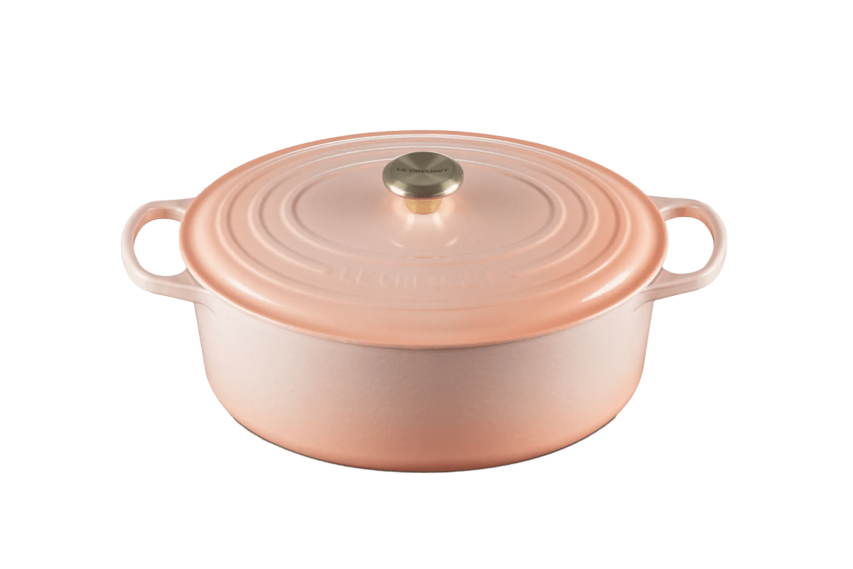 Le Creuset Signature Oval Dutch Oven, 8 qt.