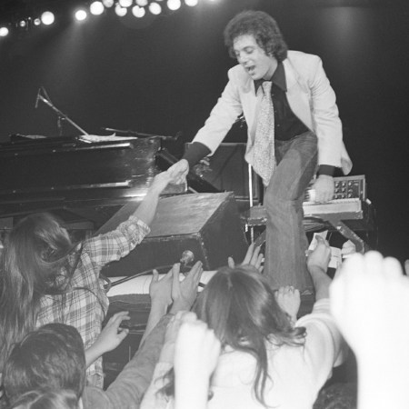 Billy Joel, 1977