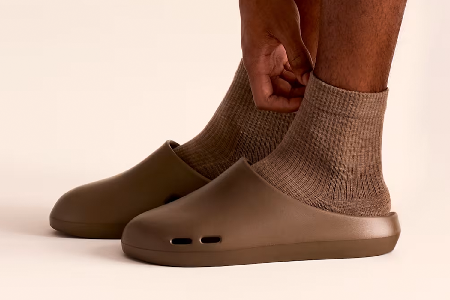 Bombas Friday Clog