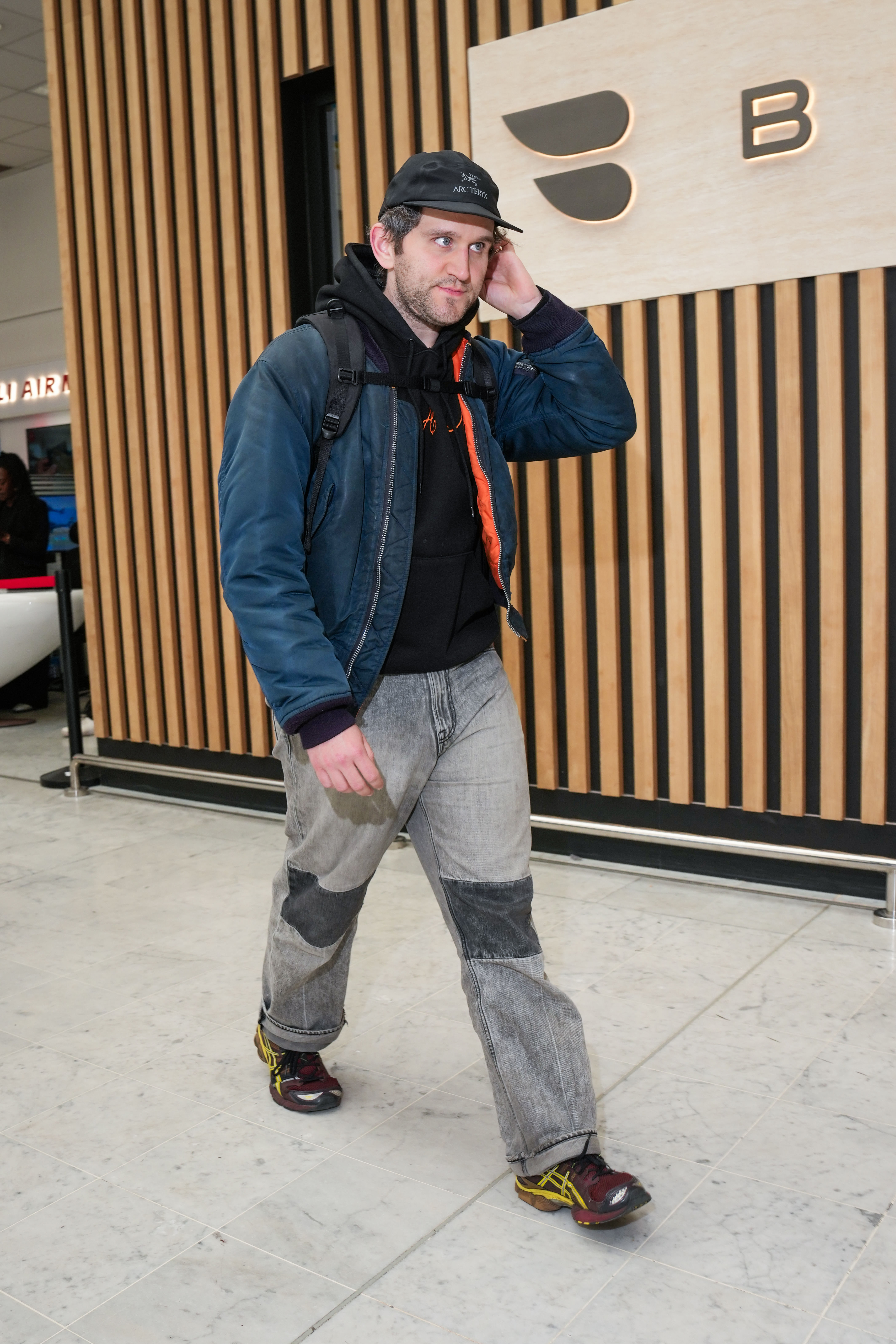 Harry Melling