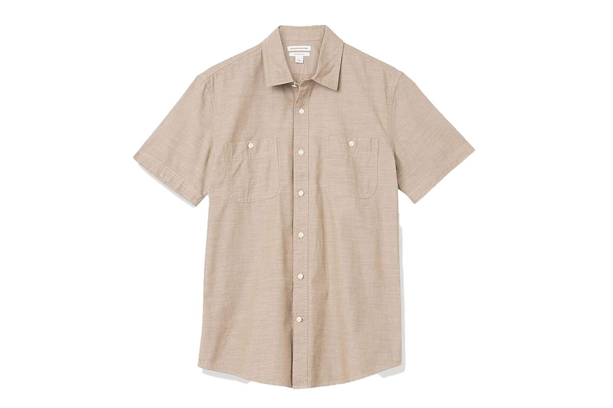 Amazon Essentials Men’s Regular-Fit Short-Sleeve Button-Down Chambray Shirt