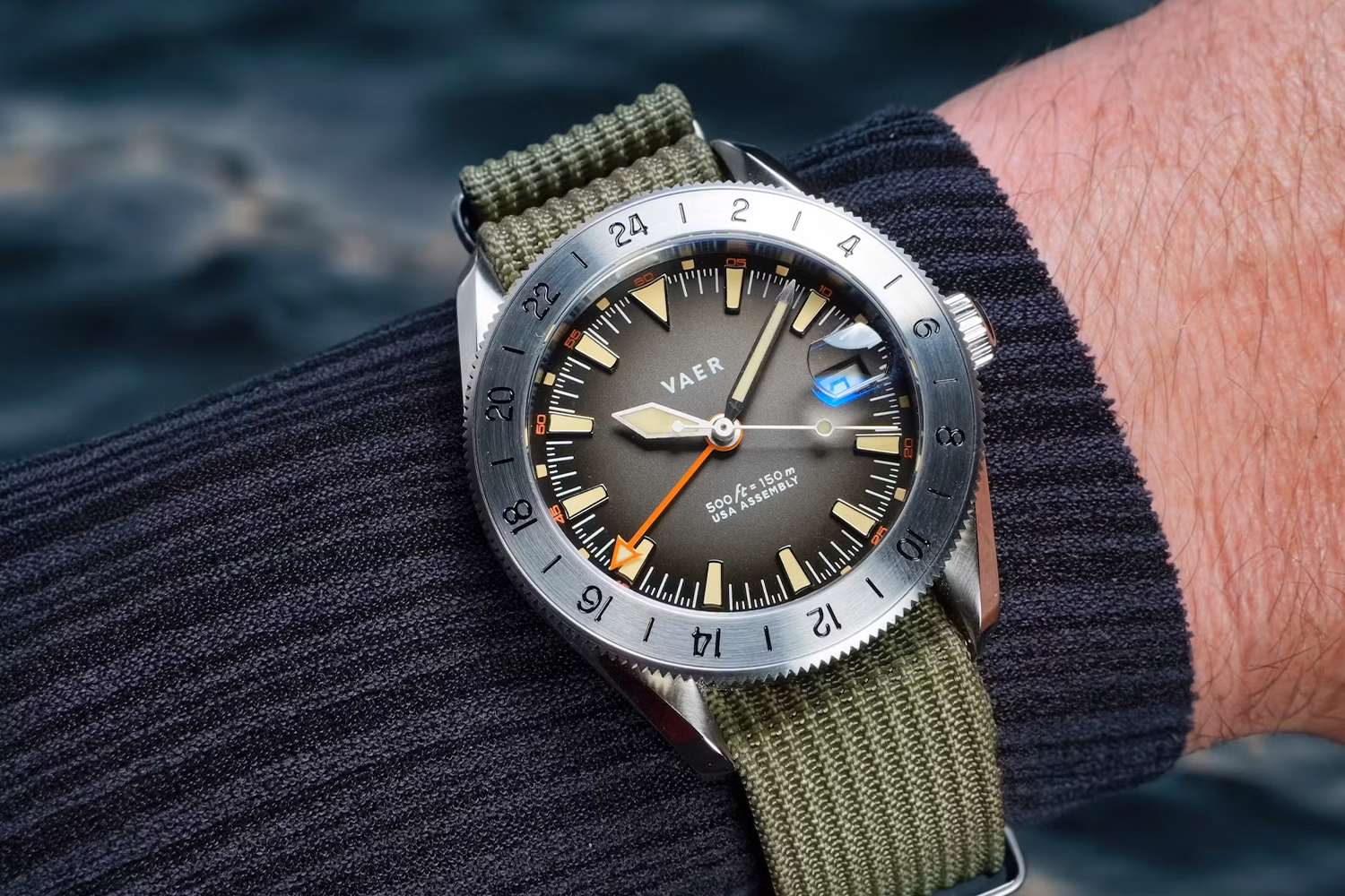 <strong>Huckberry x Vaer G2 Pacific Steel GMT</strong>