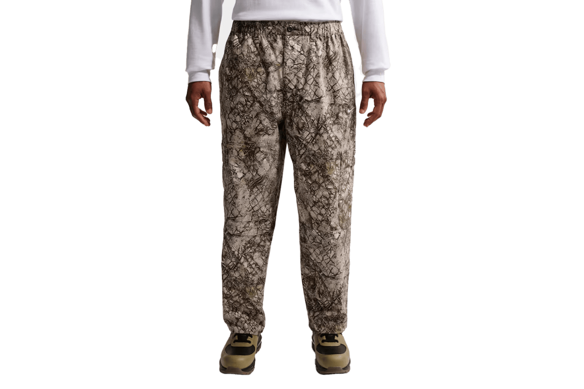 Nike Club Men’s Woven Cargo Pants